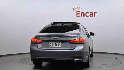 Hyundai Genesis