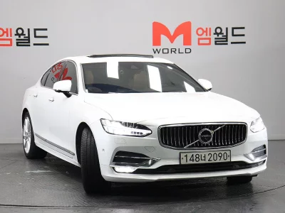 Volvo S90