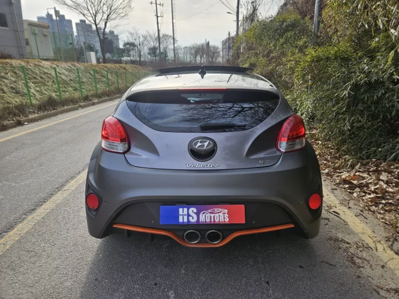 Hyundai Veloster
