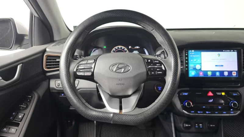 Hyundai Ioniq