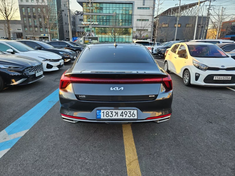 Kia K8