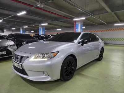 Lexus ES300h