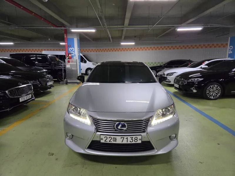 Lexus ES300h