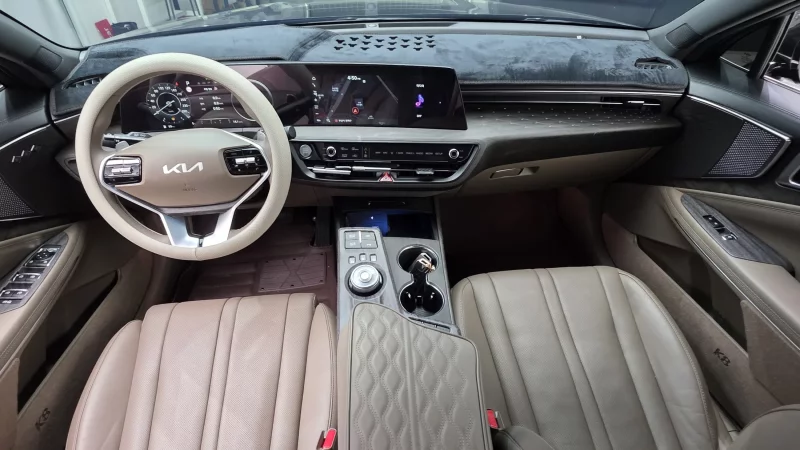 Kia K8