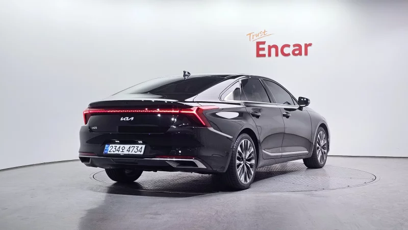Kia K8
