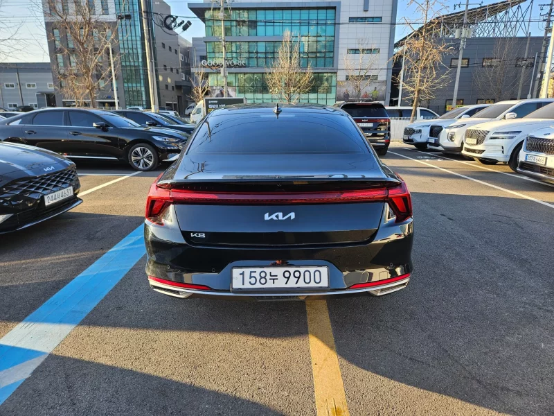 Kia K8
