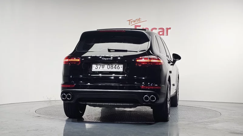 Porsche CAYENNE