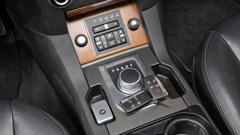 Land Rover DISCOVERY