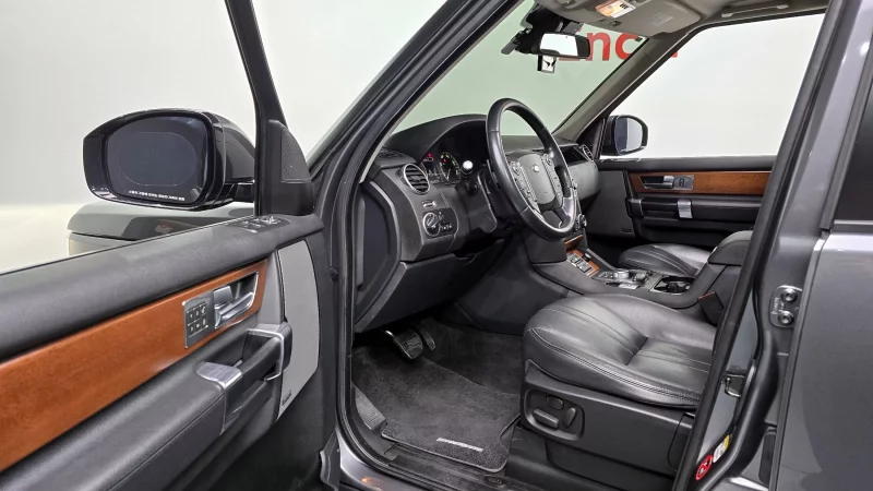 Land Rover DISCOVERY