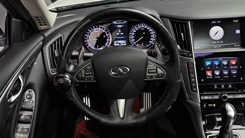 Infiniti Q50