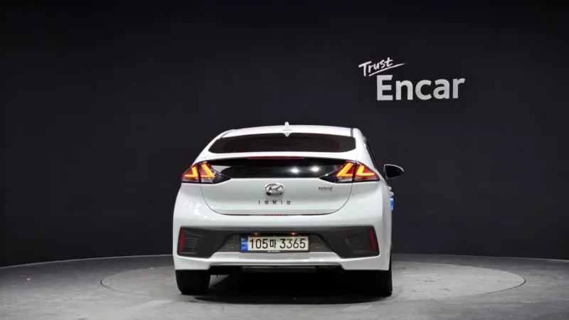 Hyundai Ioniq