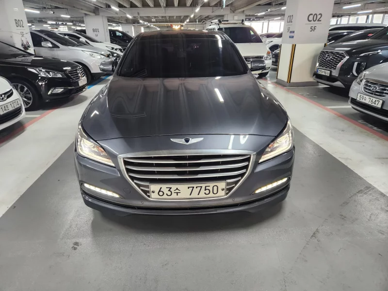 Hyundai Genesis