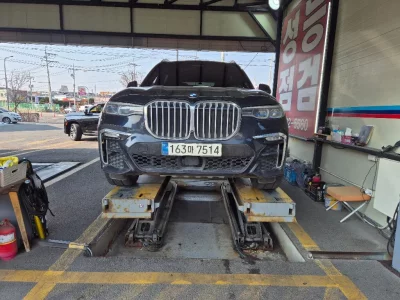 BMW X7