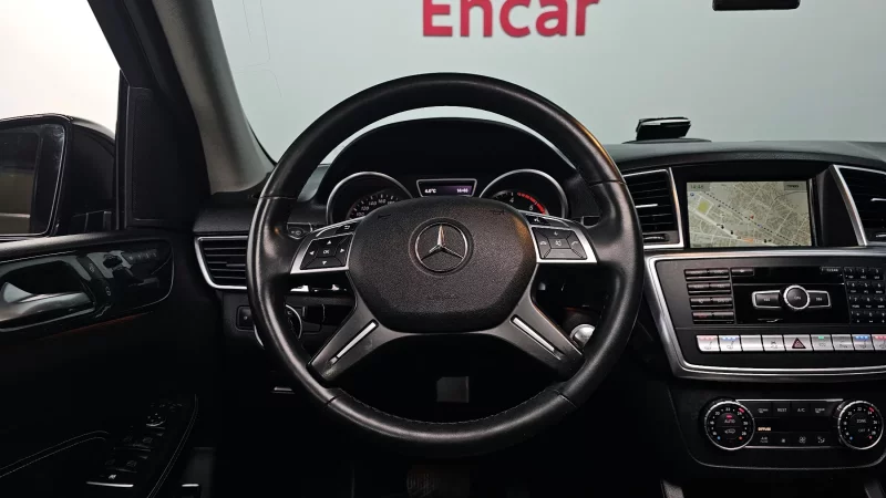 Mercedes-Benz M-class
