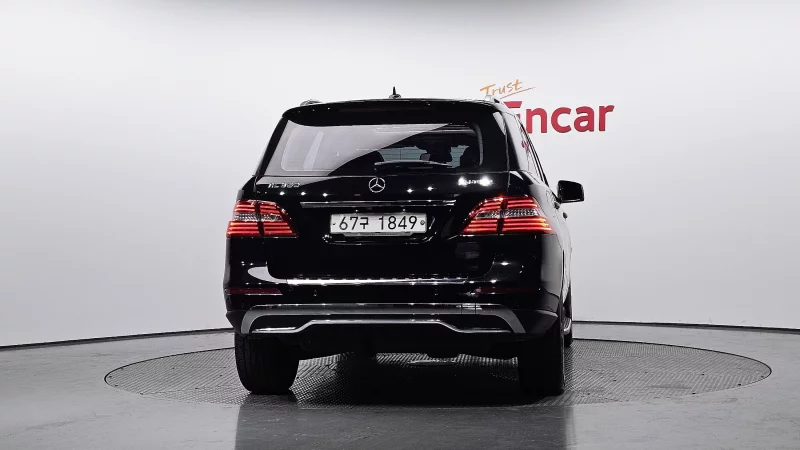 Mercedes-Benz M-class