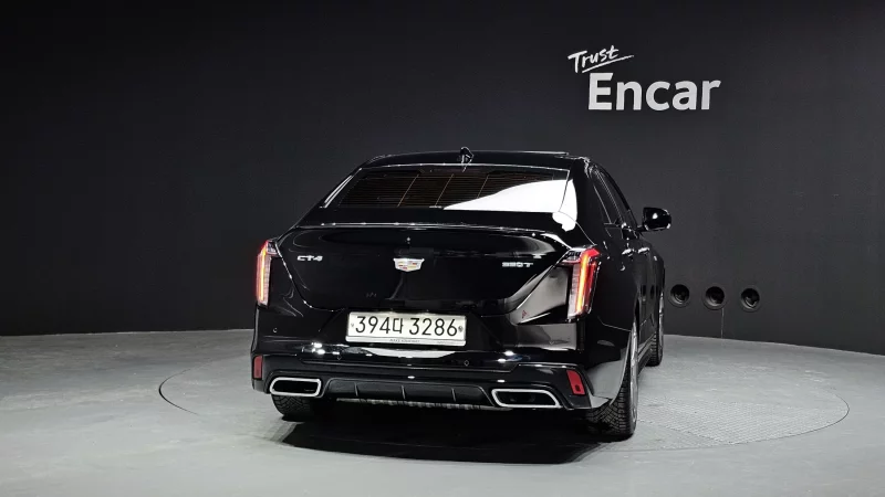 Cadillac CT4