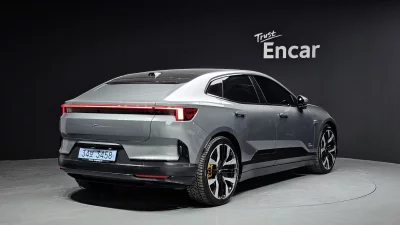 Polestar 4