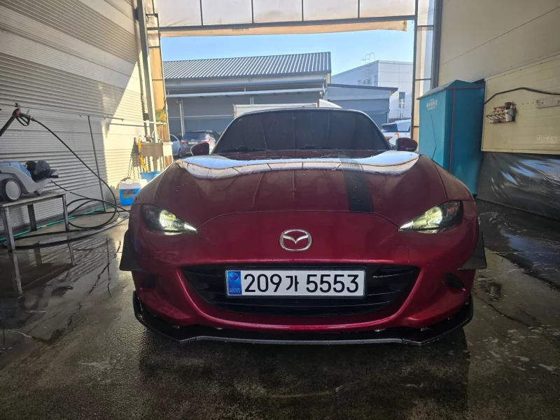 Mazda MX-5 Miata