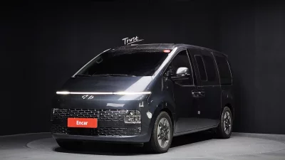 Hyundai Staria