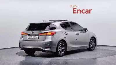 Lexus CT200h