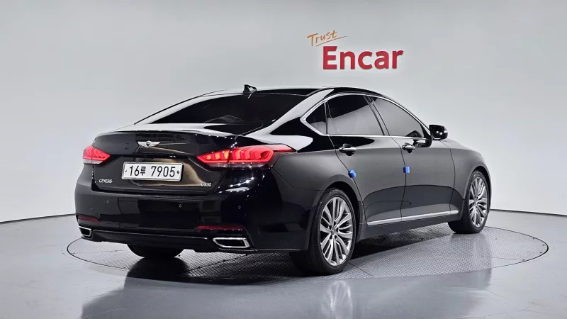 Hyundai Genesis