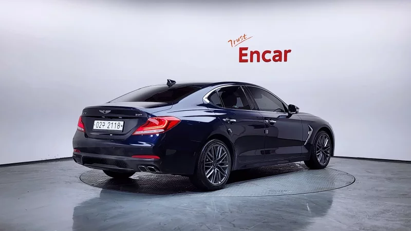 Genesis G70