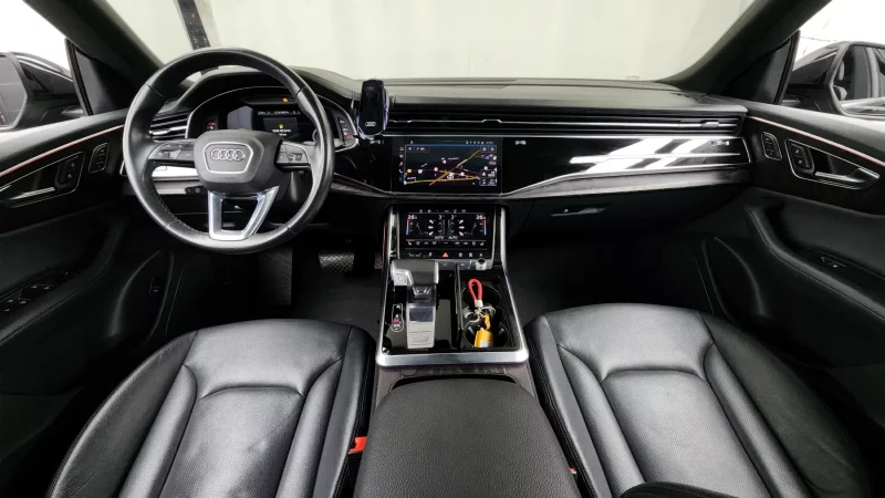 Audi Q8