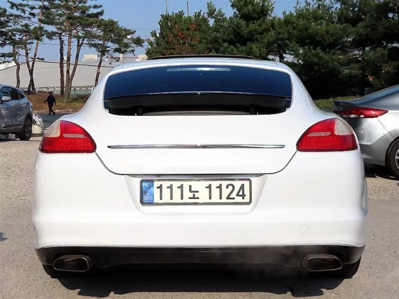 Porsche PANAMERA