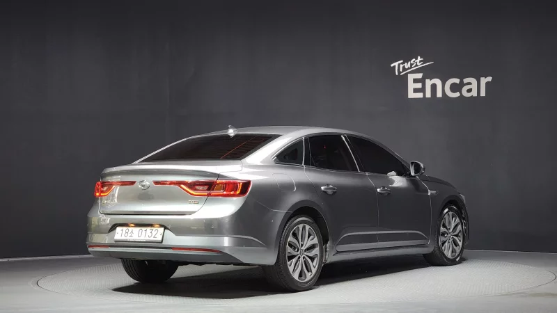 Renault Samsung SM6