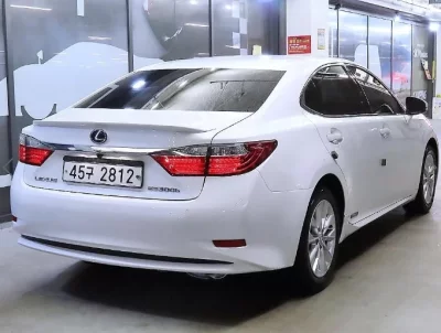 Lexus ES300h