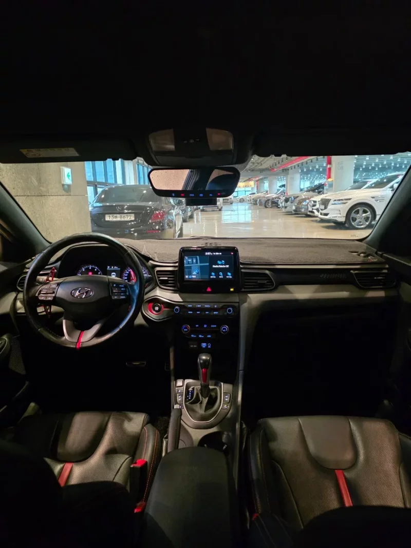 Hyundai Veloster
