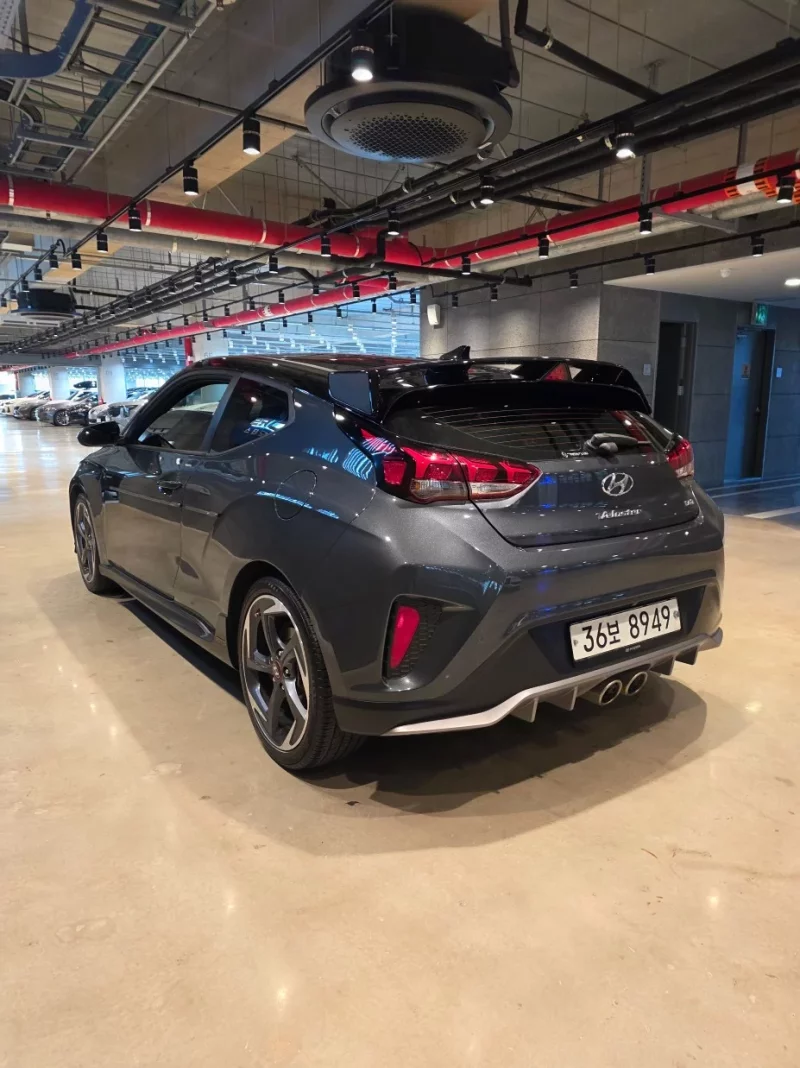 Hyundai Veloster