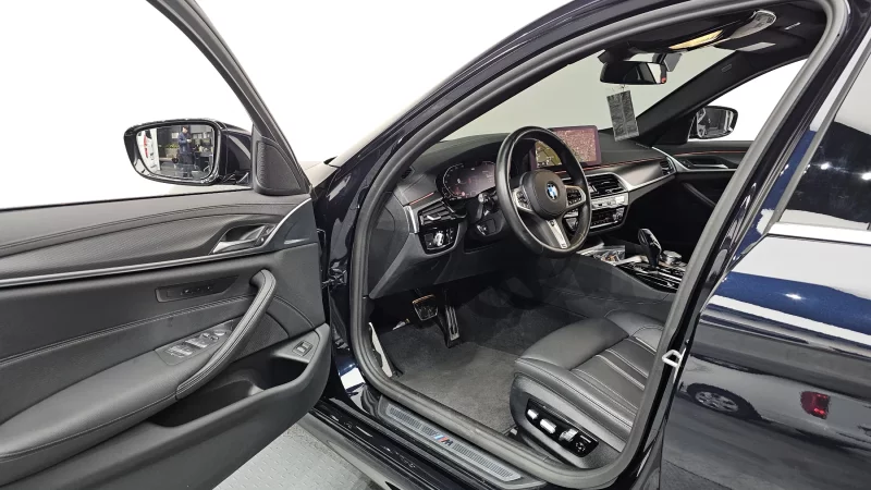 BMW 5-Series