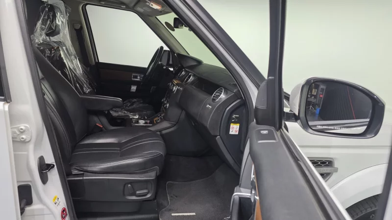 Land Rover DISCOVERY