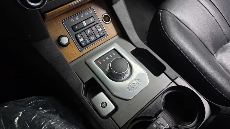 Land Rover DISCOVERY