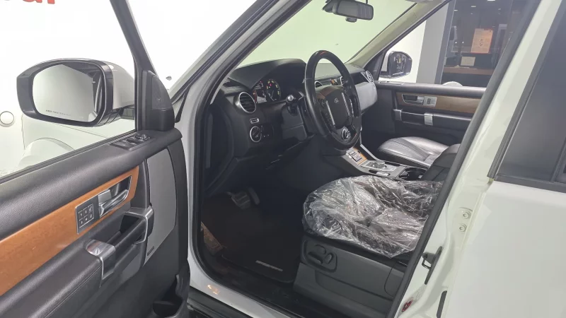 Land Rover DISCOVERY