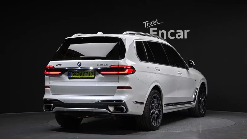 BMW X7