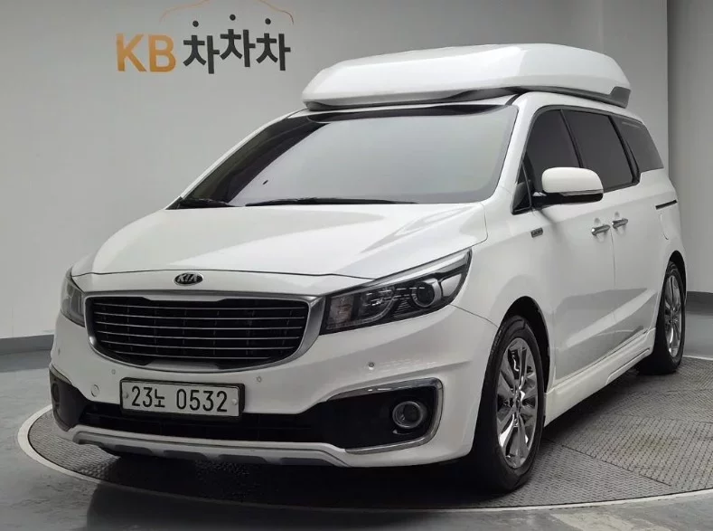 Kia Carnival