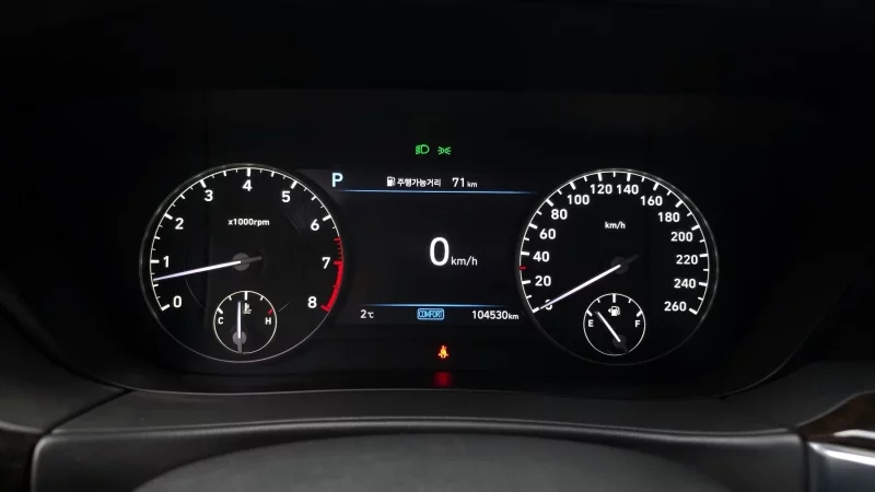 Genesis G90