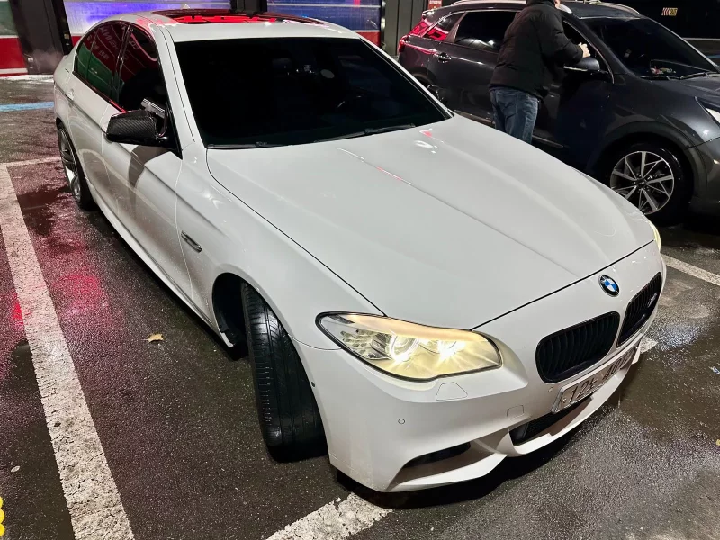 BMW 5-Series