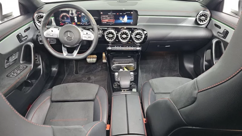 Mercedes-Benz CLA-Class