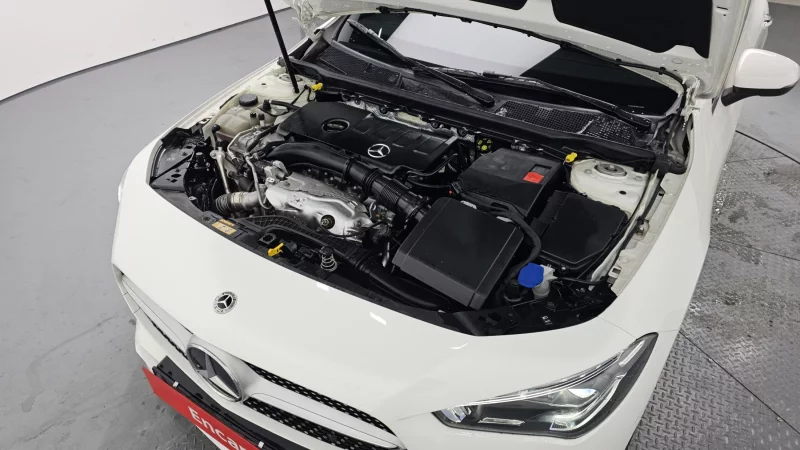 Mercedes-Benz CLA-Class