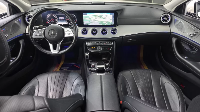 Mercedes-Benz CLS-Class