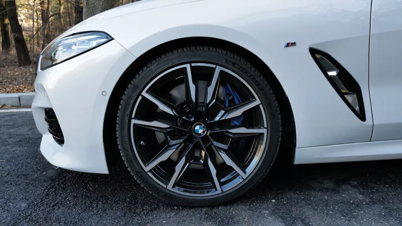 BMW 8-Series