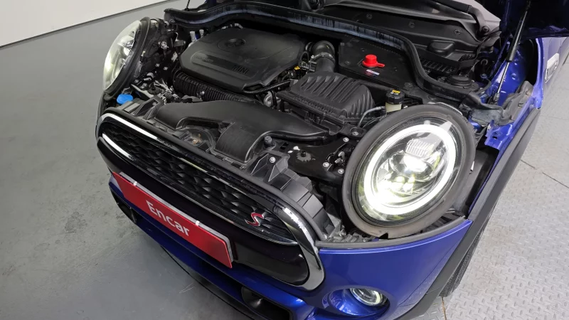 MINI Cooper Convertible