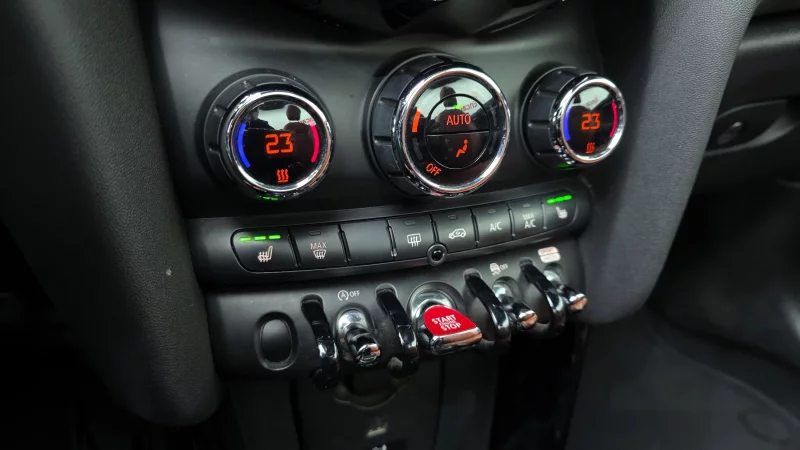 MINI Cooper Convertible