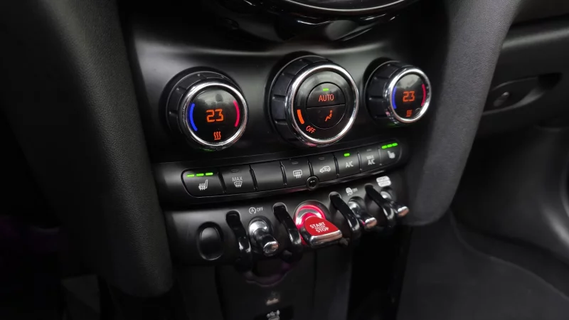 MINI Cooper Convertible