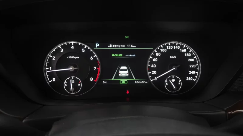 Genesis EQ900