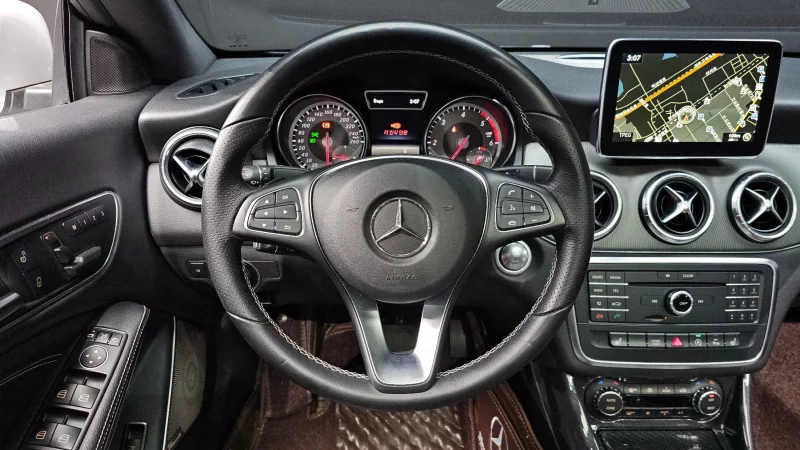 Mercedes-Benz CLA-Class