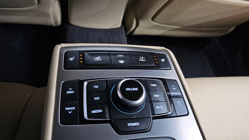 Hyundai Genesis